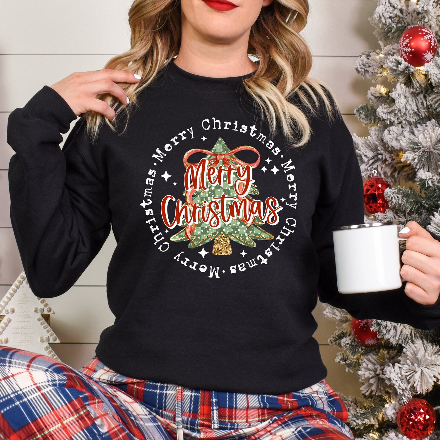 Merry Christmas Circle Shirt